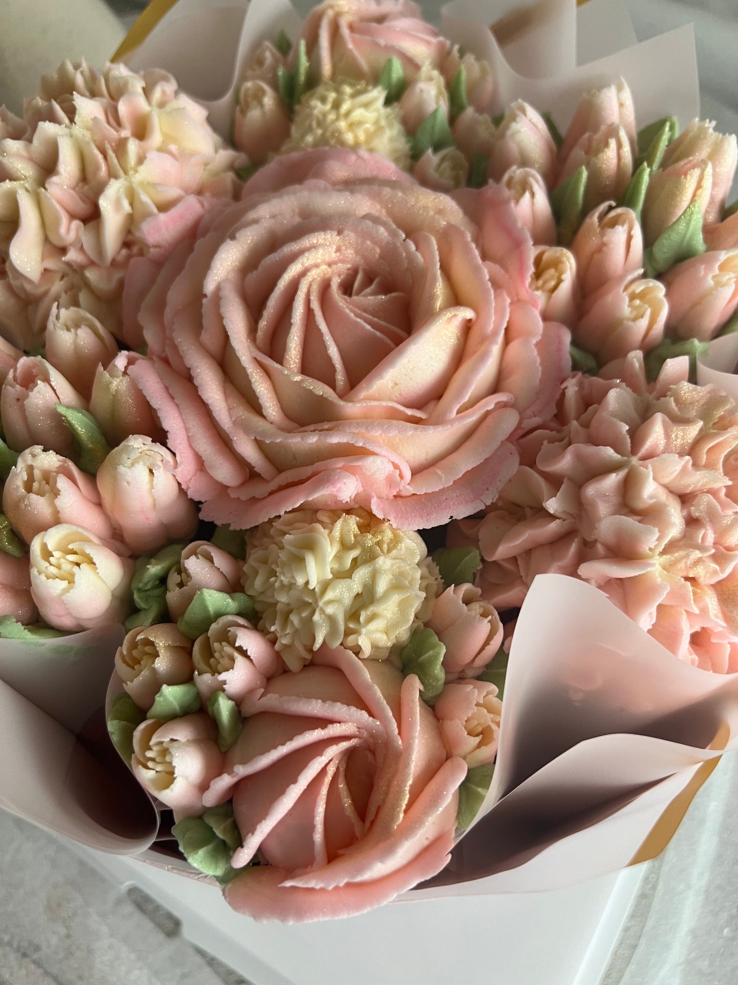 BLUSH - Bouquet of 7 Floral Cupcakes - Edible Florals - Deluxe Bouquet - Edible Arrangements - Fresh and Delicate Cupcake Creations - Flowers in a Box - Dessert