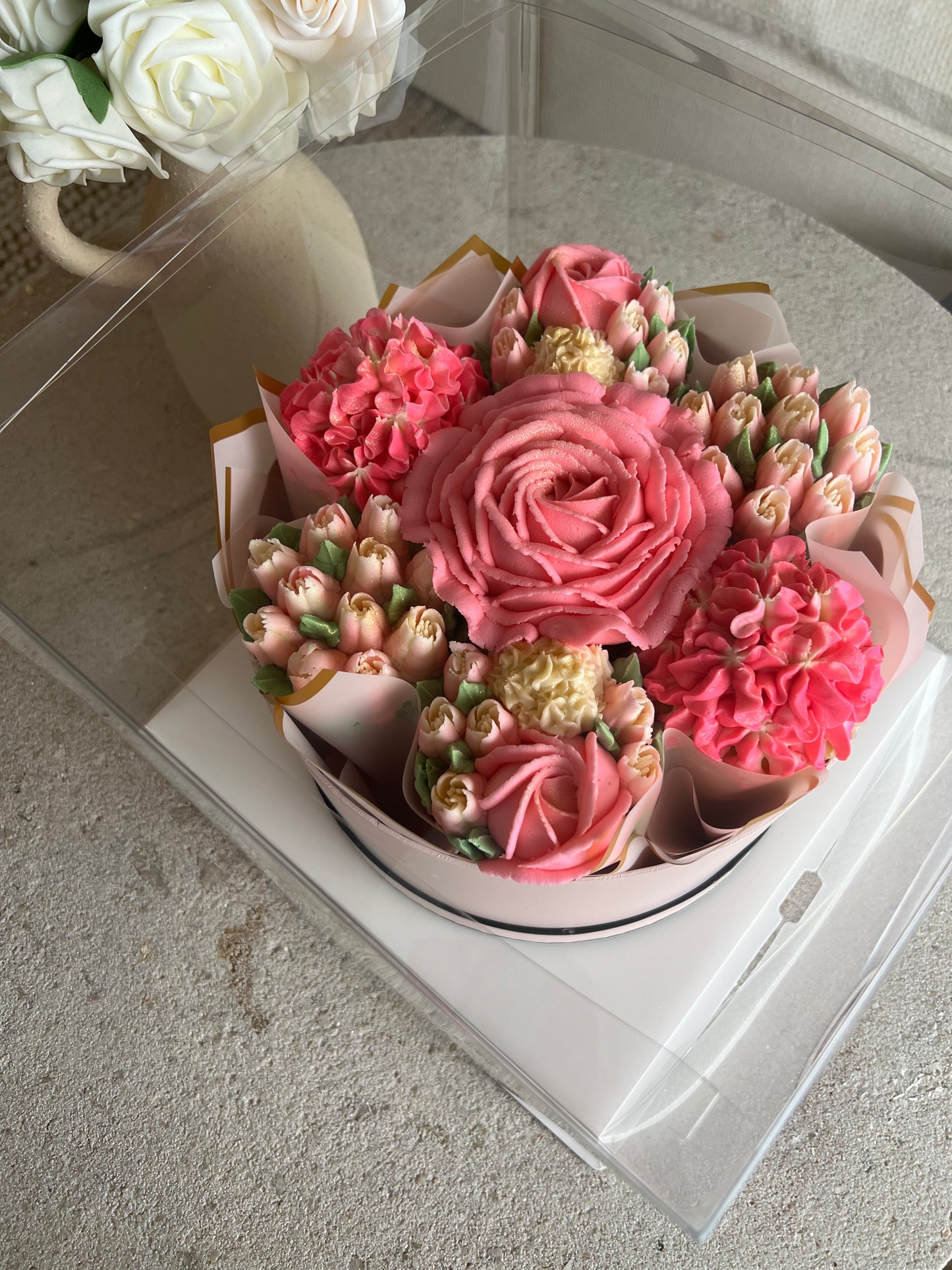 SHADES OF PINK - Bouquet of 7 Floral Cupcakes - Edible Florals - Deluxe Bouquet - Edible Arrangements - Fresh and Delicate Cupcake Creations - Flowers in a Box - Dessert