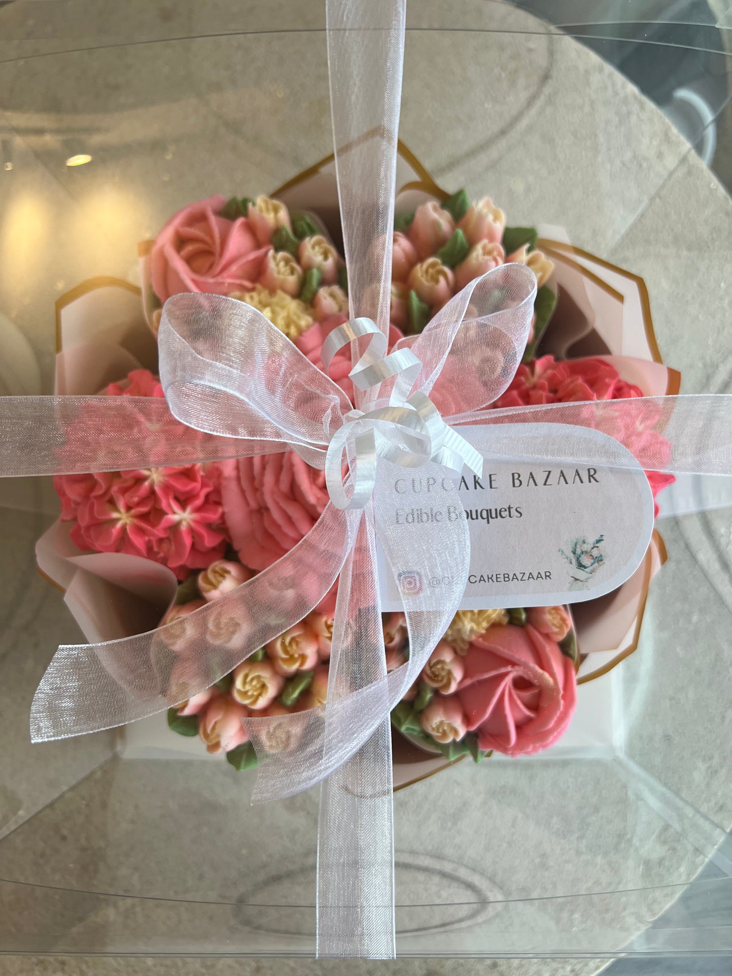 SHADES OF PINK - Bouquet of 7 Floral Cupcakes - Edible Florals - Deluxe Bouquet - Edible Arrangements - Fresh and Delicate Cupcake Creations - Flowers in a Box - Dessert