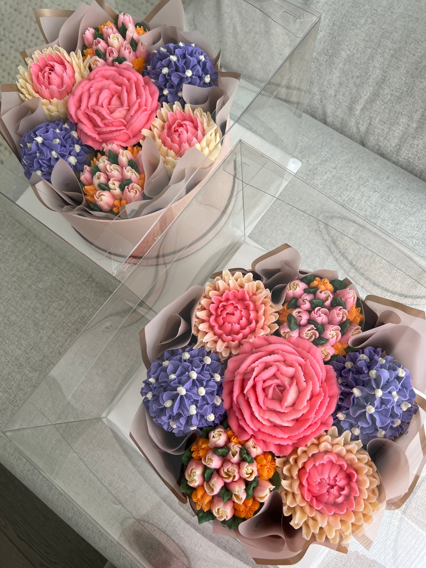 SOLEIL - Bouquet of 7 Floral Cupcakes - Edible Florals - Deluxe Bouquet - Edible Arrangements - Fresh and Delicate Cupcake Creations - Flowers in a Box - Dessert