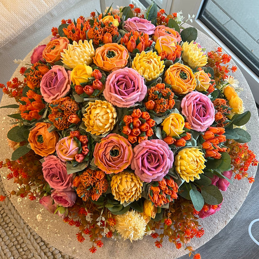 HENNA NIGHT - Levitating Bouquet Series - Edible Arrangements - Edible Floral Centrepieces - Cupcake Dome - Dessert