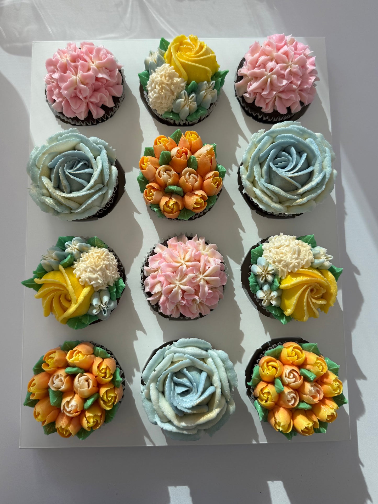 SUMMER - Box of 12 Floral Cupcakes - Edible Florals - Classic Standard 12 - Edible Arrangements - Fresh and Delicate Cupcake Creations - Dessert