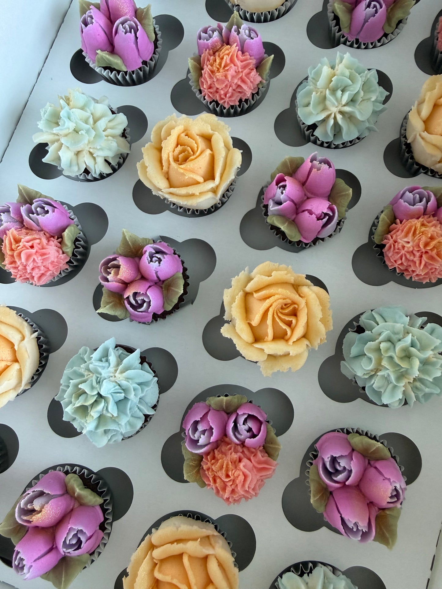 RUMI - Box of Mini 24 Floral Cupcakes - Edible Florals - Classic Mini 24 - Edible Arrangements - Fresh and Delicate Cupcake Creations - Dessert
