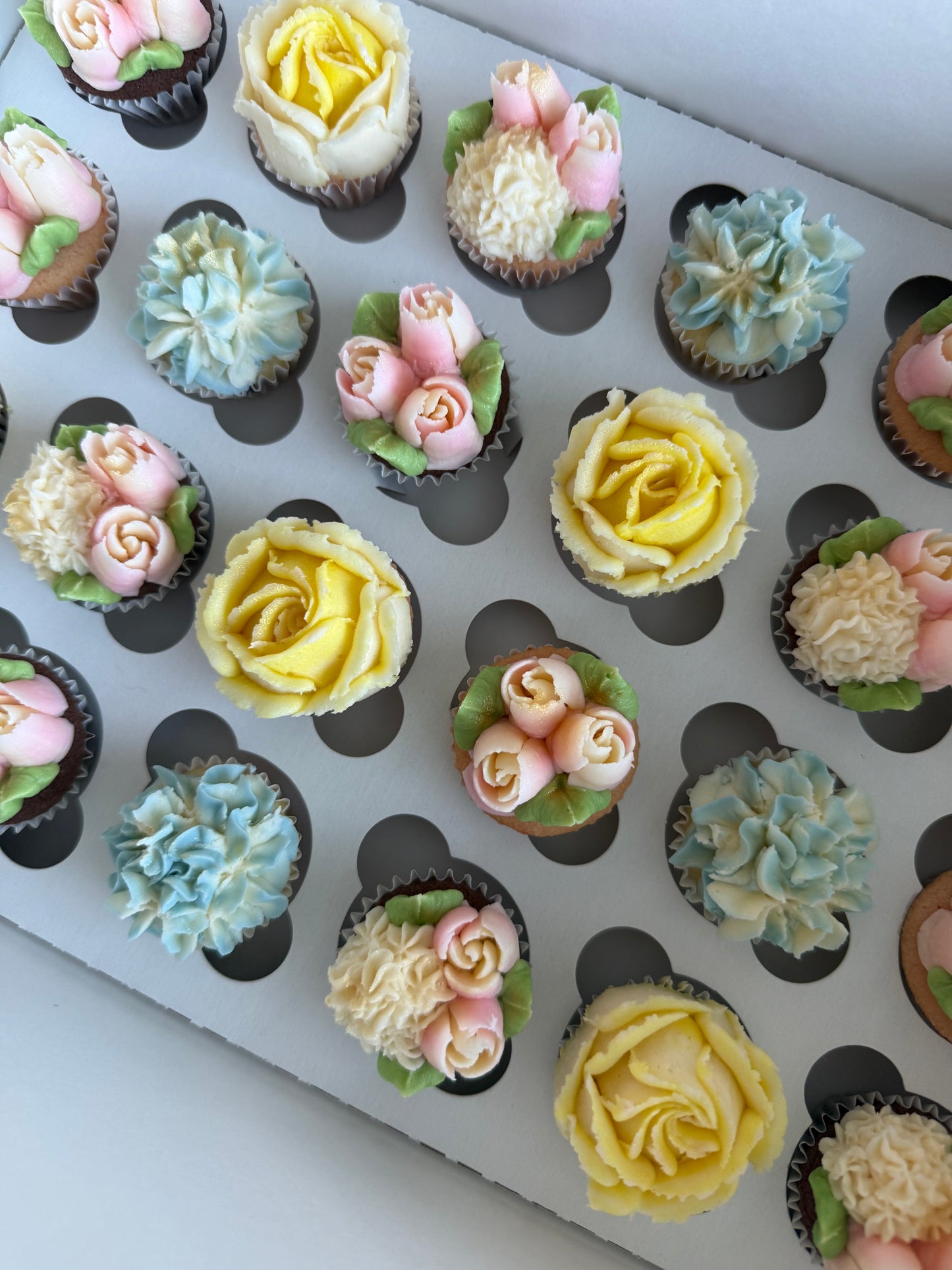 PASTELS - Box of Mini 24 Floral Cupcakes - Edible Florals - Classic Mini 24 - Edible Arrangements - Fresh and Delicate Cupcake Creations - Dessert
