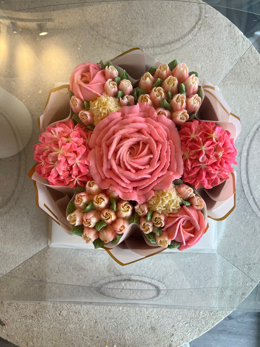 SHADES OF PINK - Bouquet of 7 Floral Cupcakes - Edible Florals - Deluxe Bouquet - Edible Arrangements - Fresh and Delicate Cupcake Creations - Flowers in a Box - Dessert
