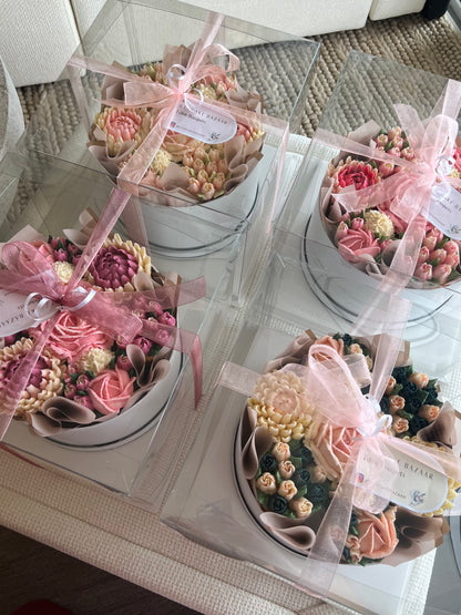 CUSTOM COLOURS - Bouquet of 7 Floral Cupcakes - Edible Florals - Deluxe Bouquet - Edible Arrangements - Fresh and Delicate Cupcake Creations - Flowers in a Box - Dessert