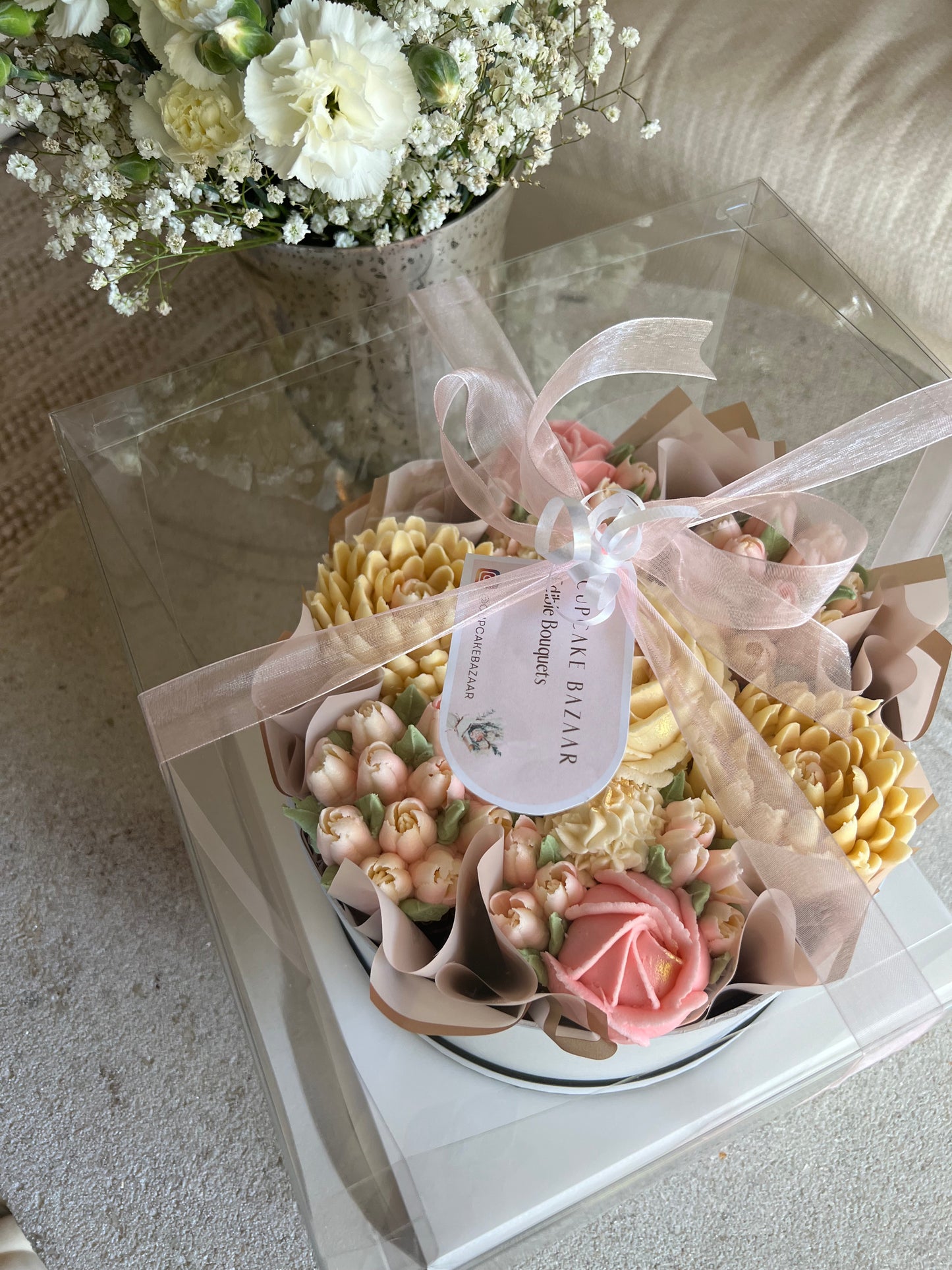 PINK CHAMPAGNE - Bouquet of 7 Floral Cupcakes - Edible Florals - Deluxe Bouquet - Edible Arrangements - Fresh and Delicate Cupcake Creations - Flowers in a Box - Dessert