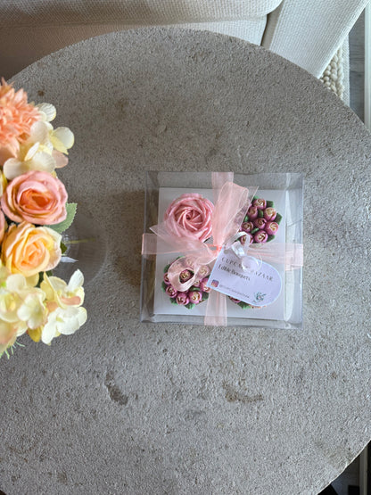 QUEENIE - Box of 4 Floral Cupcakes - Edible Florals - Classic Standard 4 - Edible Arrangements - Fresh and Delicate Cupcake Creations - Dessert