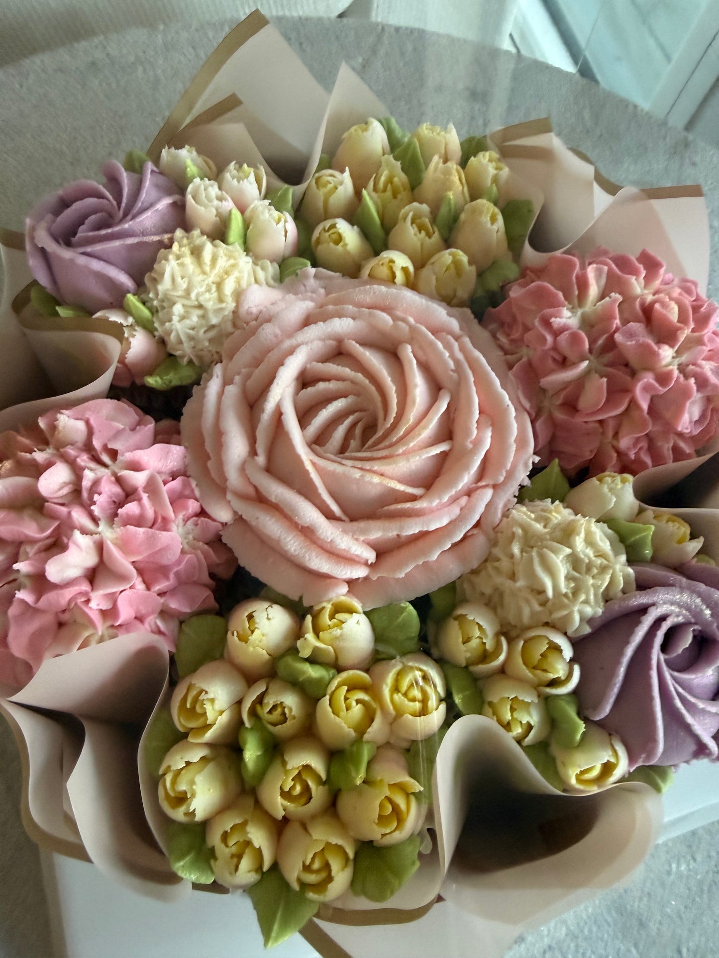 PRINCESS - Bouquet of 7 Floral Cupcakes - Edible Florals - Deluxe Bouquet - Edible Arrangements - Fresh and Delicate Cupcake Creations - Flowers in a Box - Dessert