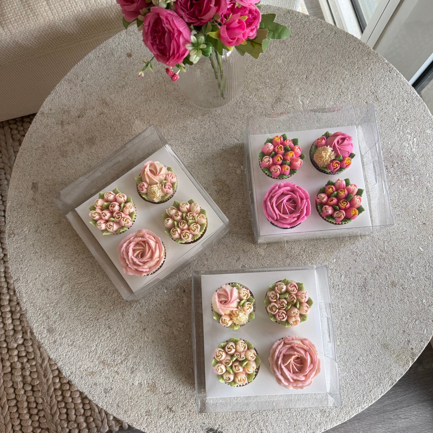 Luxury 4-Cupcake Clear Box - Set of 10