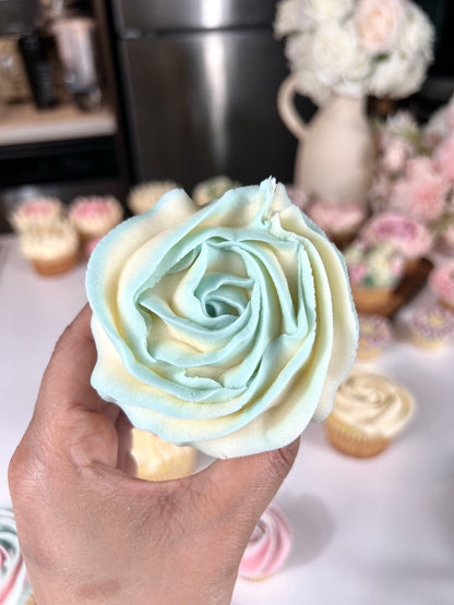 Hydrangeas and Rosettes Tutorial - How to Professionally Pipe Buttercream Florals - In-Depth Cupcake Bazaar Tutorials - Buttercream Flowers