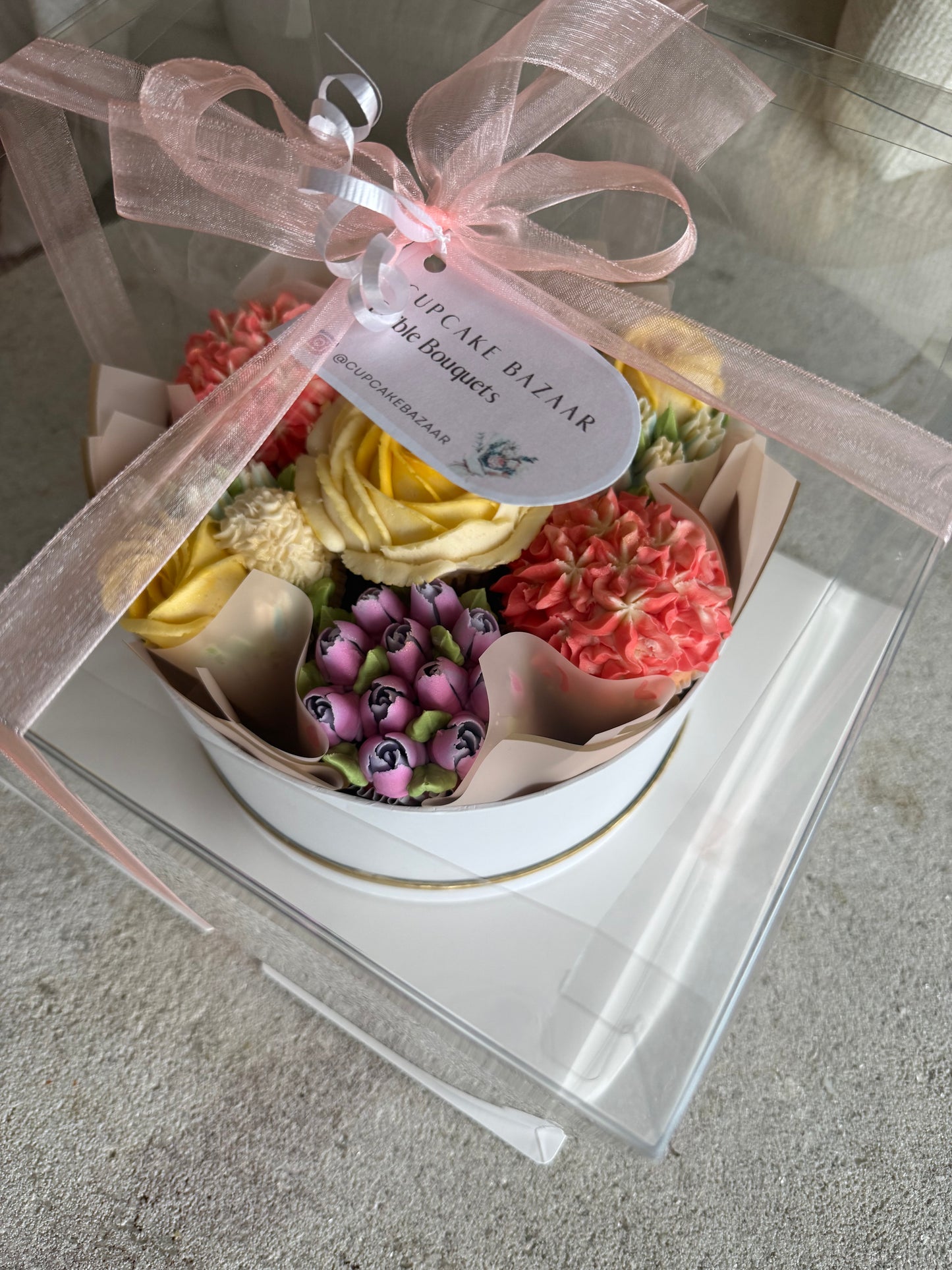 RUMI - Bouquet of 7 Floral Cupcakes - Edible Florals - Deluxe Bouquet - Edible Arrangements - Fresh and Delicate Cupcake Creations - Flowers in a Box - Dessert