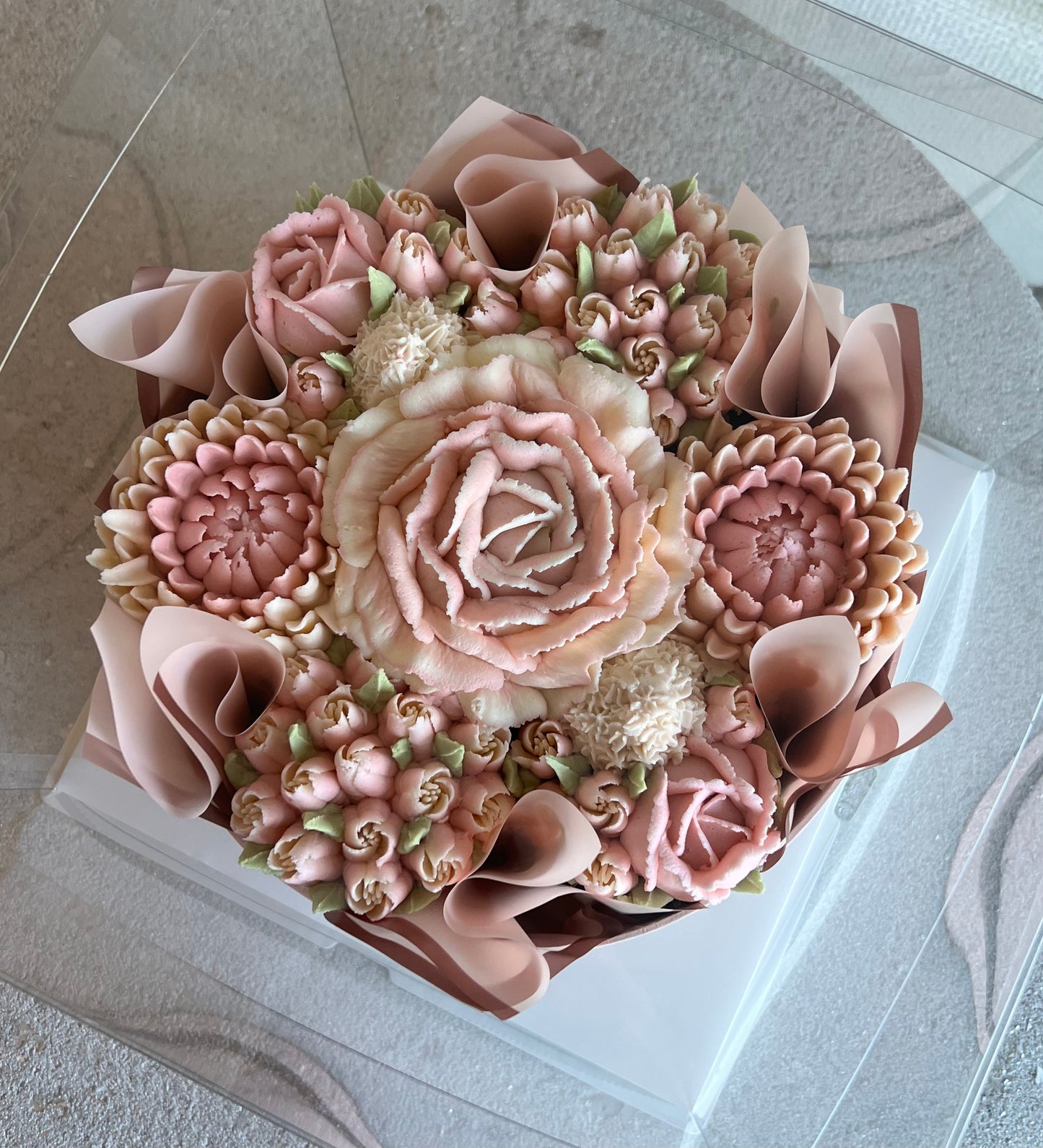 BLUSH - Bouquet of 7 Floral Cupcakes - Edible Florals - Deluxe Bouquet - Edible Arrangements - Fresh and Delicate Cupcake Creations - Flowers in a Box - Dessert