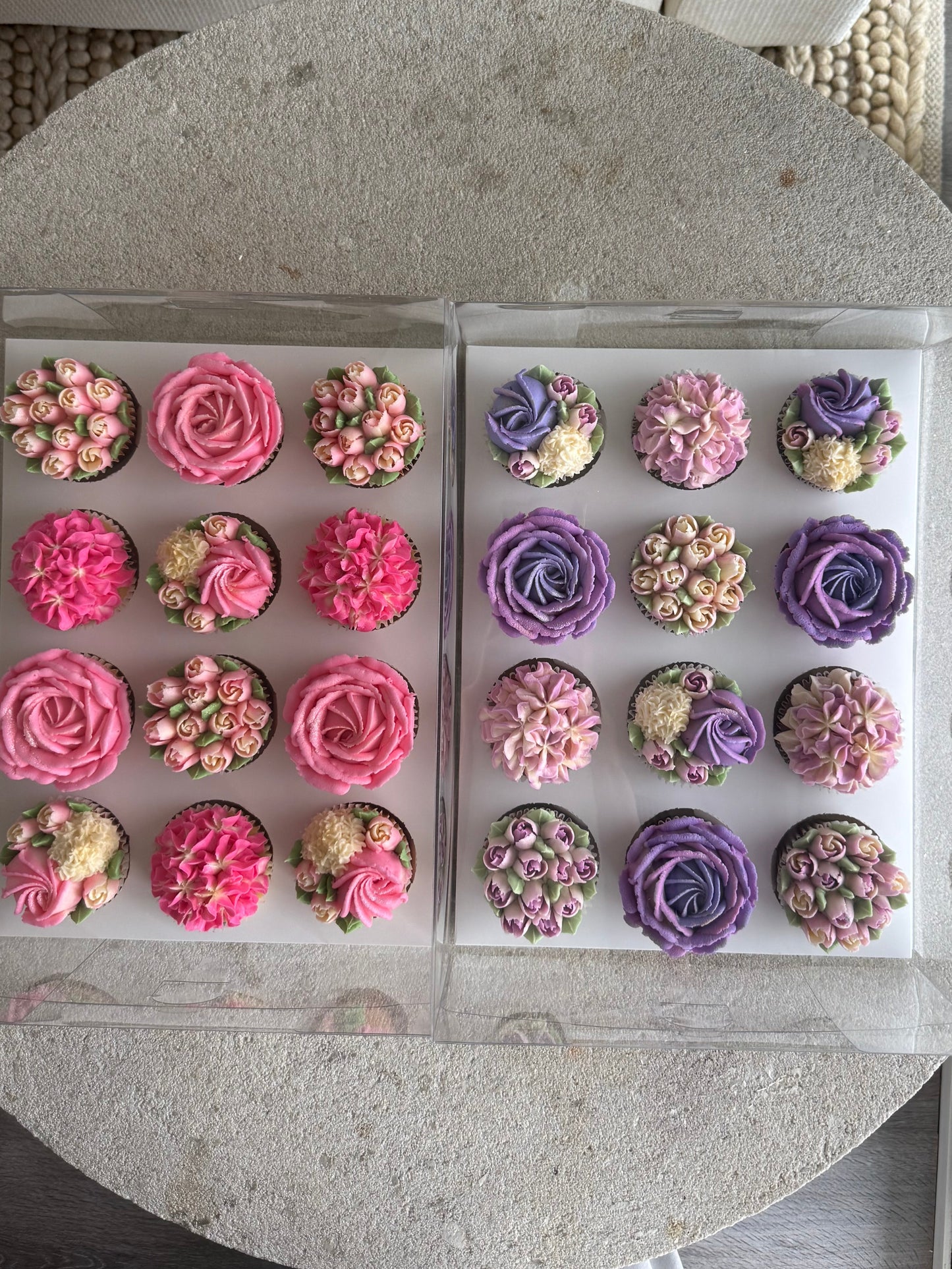 Luxury 12-Cupcake Clear Box - Set of 10